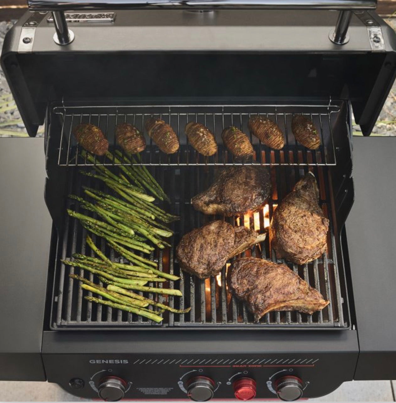 WEBER GASGRILL GENESIS E-330WR, STEALTH EDITION, INKLUSIVE DREHSPIESS U. ABDECKHAUBE