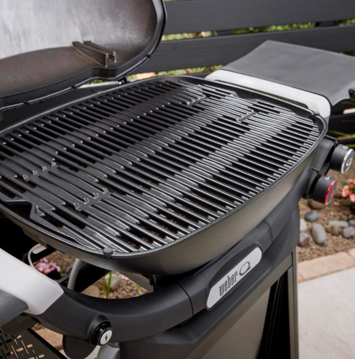 WEBER GASGRILL Q 3200N+ MIT ROLLWAGEN, BLACK, INKLUSIVE ABDECKHAUBE