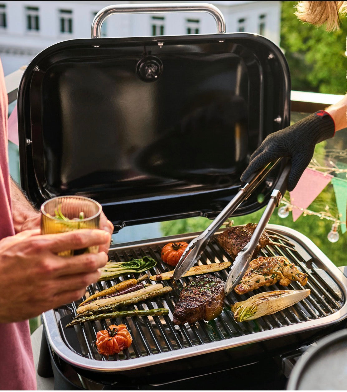 WEBER ELEKTROGRILL LUMIN MIT STAND, BLACK